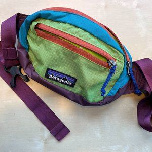 Patagonia Ultralight Black Hole mini hip pack